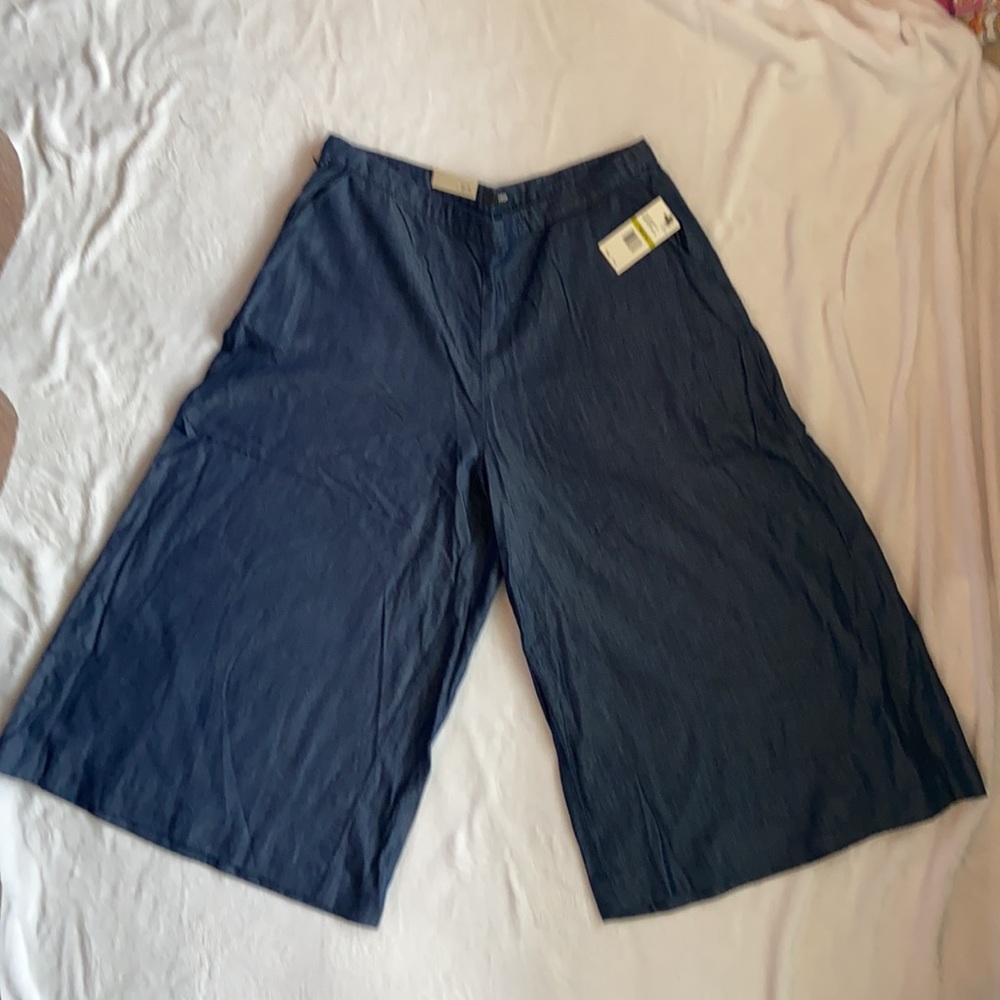 NWT Blue KIND OF Size 14 Long Shorts Length 32” Inseam 20” Leg Width 19”